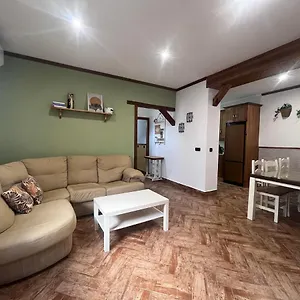 https://casa-loli-solo-familias-y-parejas.es-andalucia.com